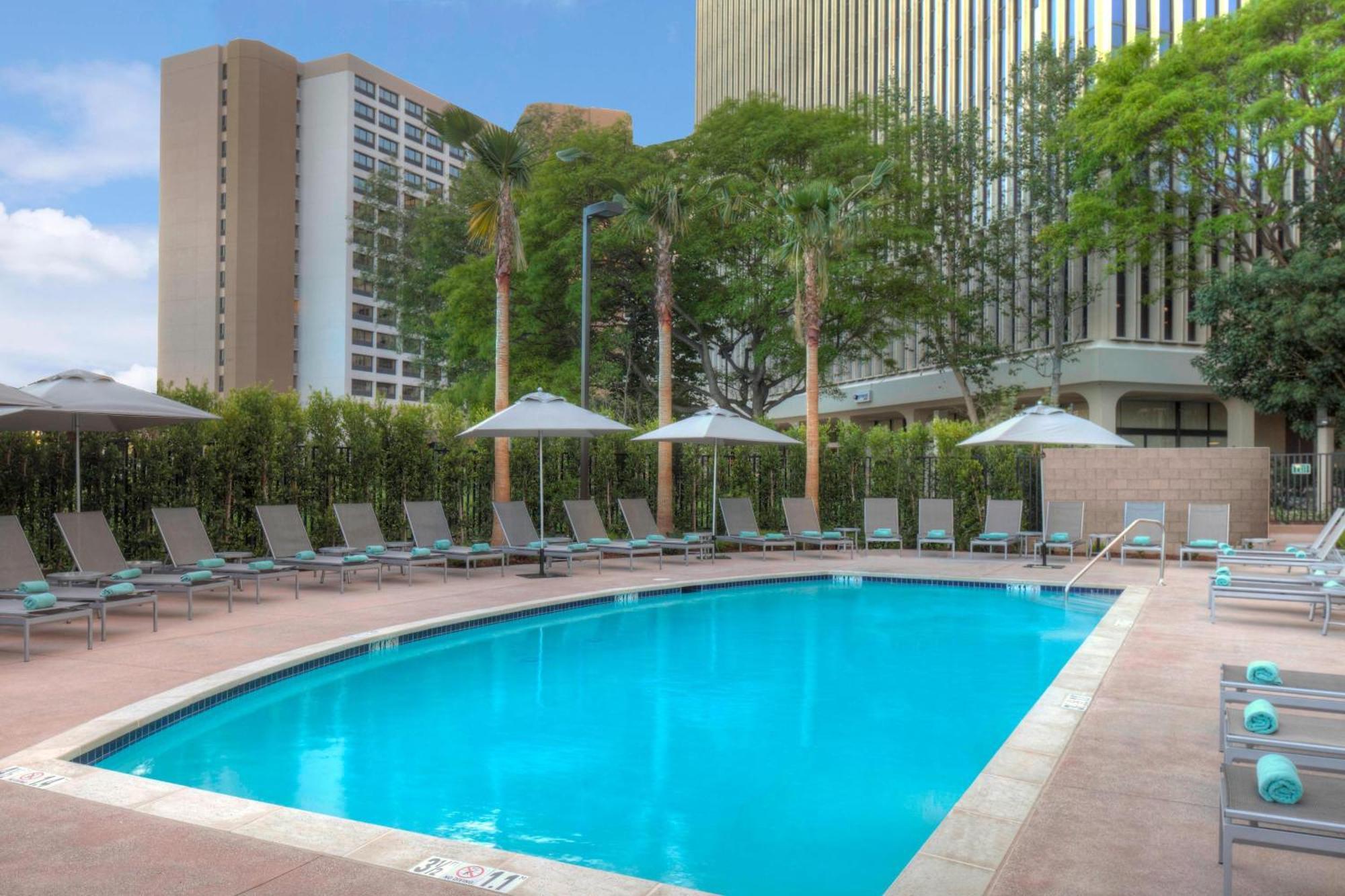 Residence Inn By Marriott Los Angeles Lax/Century Boulevard Экстерьер фото